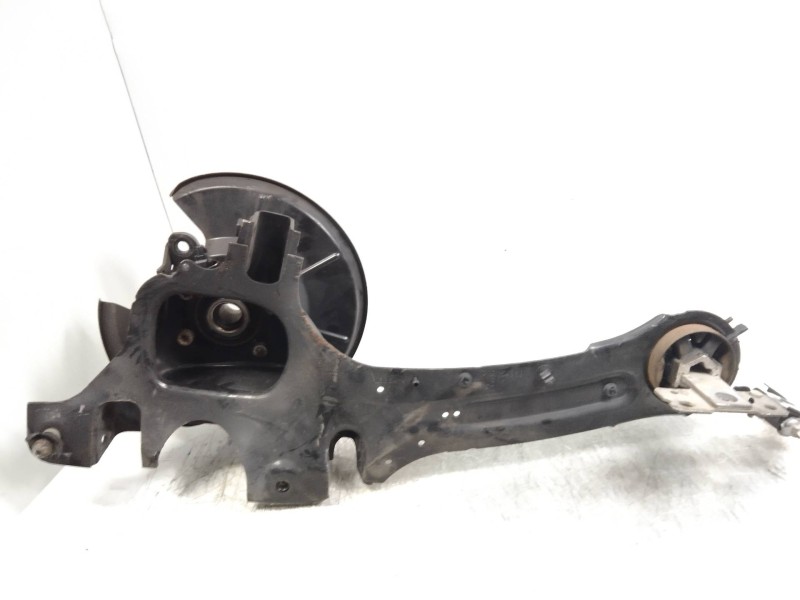 Recambio de mangueta trasera izquierda para volvo xc70 referencia OEM IAM   