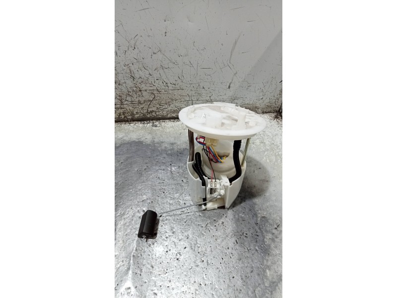 Recambio de bomba combustible para mazda cx-30 selection 2wd referencia OEM IAM PA5P1335X JA0010210 