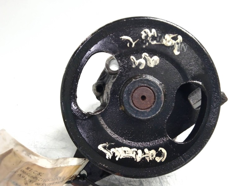 Recambio de bomba direccion para kia carens 1.8 cat referencia OEM IAM   