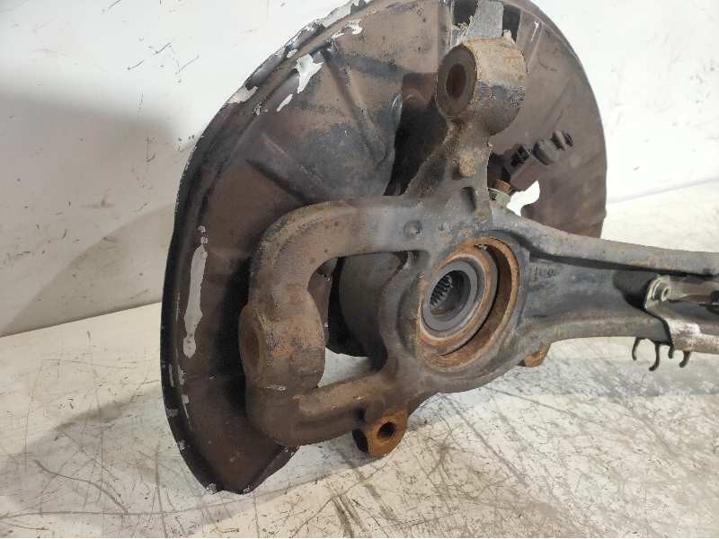 Recambio de mangueta delantera izquierda para volkswagen touareg (7la) tdi v10 referencia OEM IAM 7L0407257A  