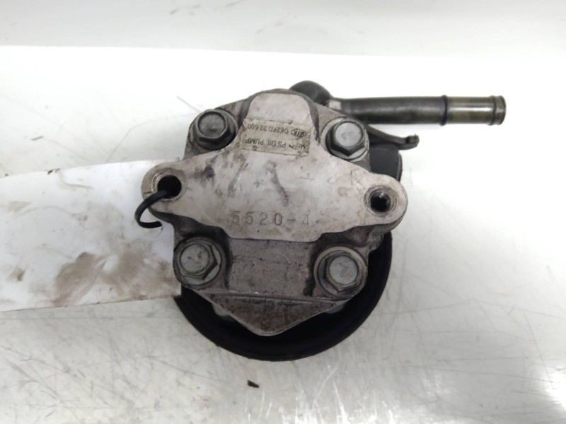 Recambio de bomba direccion para kia carens 2.0 crdi ex monovolumen referencia OEM IAM OK2KC32600  
