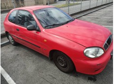 daewoo lanos del año 2000
