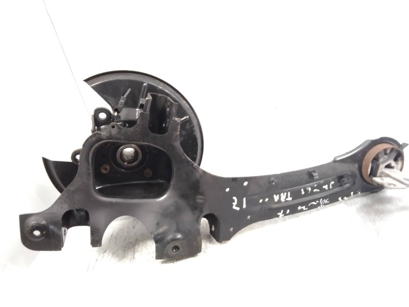 Recambio de mangueta trasera izquierda para volvo xc70 referencia OEM IAM   