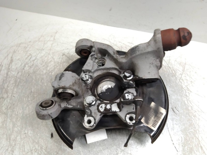 Recambio de mangueta trasera izquierda para volvo s60 berlina 2.4 cat referencia OEM IAM   