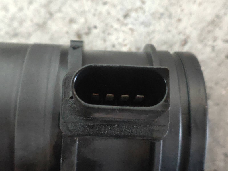 Recambio de caudalimetro para bmw serie 1 berlina (e81/e87) 116d referencia OEM IAM 0281002567  