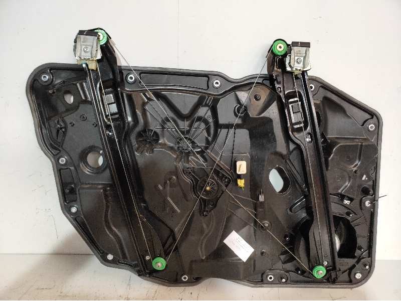 Recambio de elevalunas delantero derecho para volkswagen touareg (7p6) 3.0 v6 tdi dpf referencia OEM IAM 7P68347756D 1438560842 