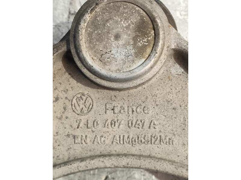 Recambio de brazo suspension superior delantero derecho para volkswagen touareg (7la) tdi v10 referencia OEM IAM 7L0407047A  