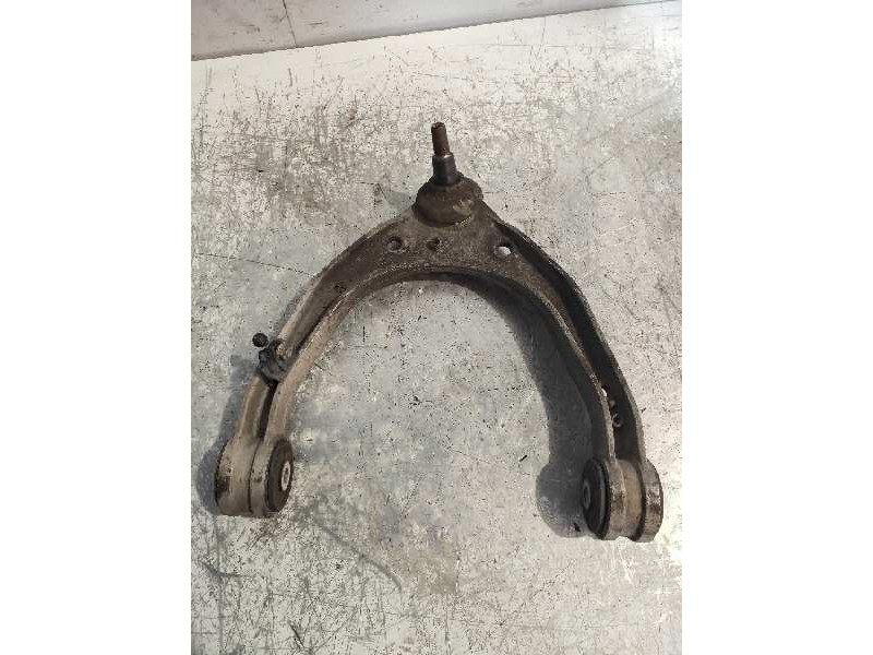 Recambio de brazo suspension superior delantero derecho para volkswagen touareg (7la) tdi v10 referencia OEM IAM 7L0407047A  