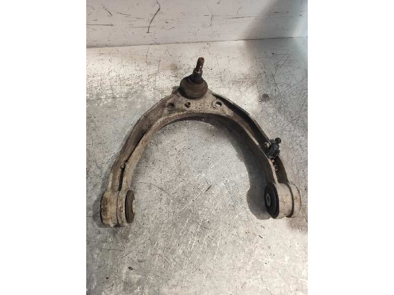 Recambio de brazo suspension superior delantero izquierdo para volkswagen touareg (7la) tdi v10 referencia OEM IAM 7L0407047A  