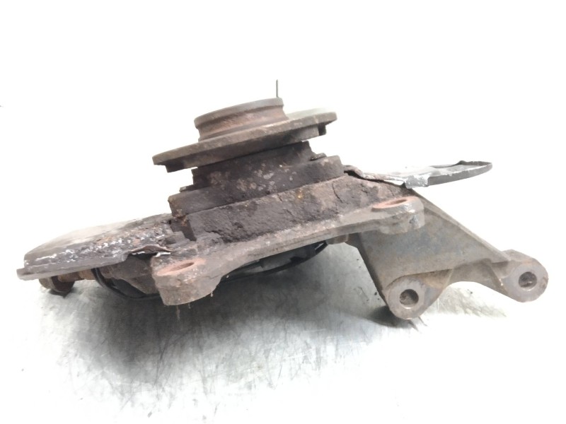 Recambio de mangueta delantera derecha para volvo xc90 2.4 diesel cat referencia OEM IAM   