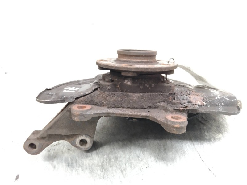 Recambio de mangueta delantera izquierda para volvo xc90 2.4 diesel cat referencia OEM IAM   