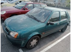 ford fiesta berlina (dx) del año 2000