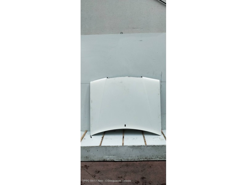 Recambio de capot para mercedes clase c (w201) berlina d 190 (201.122) referencia OEM IAM   