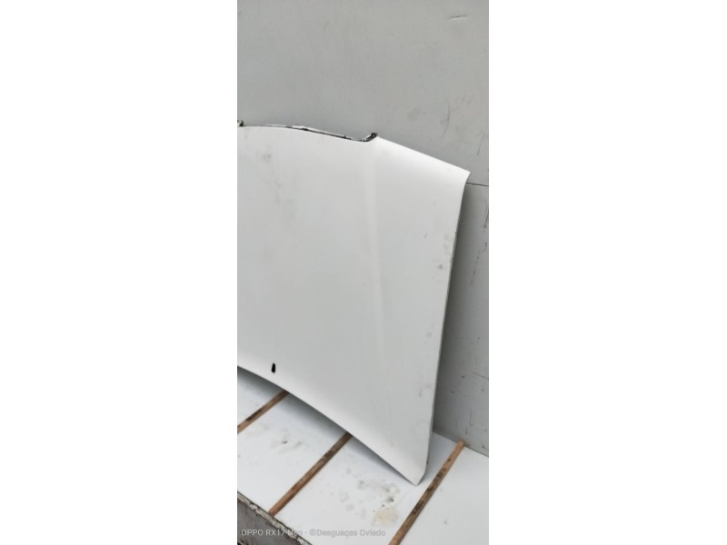 Recambio de capot para mercedes clase c (w201) berlina d 190 (201.122) referencia OEM IAM   