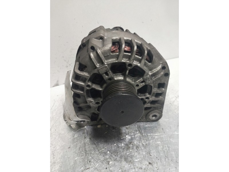 Recambio de alternador para volvo s40 berlina td referencia OEM IAM 7700426849  