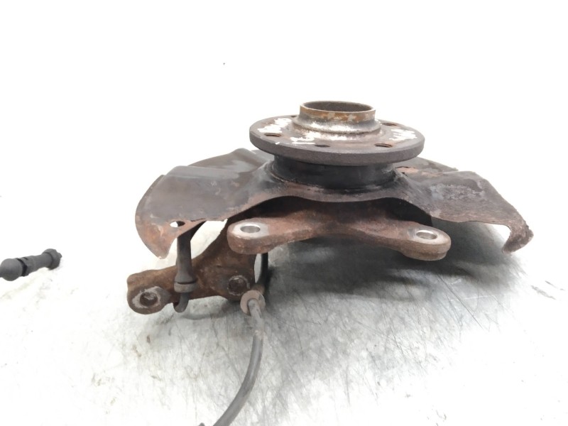 Recambio de mangueta delantera izquierda para volvo serie 460 turbodiesel gle (i) referencia OEM IAM   