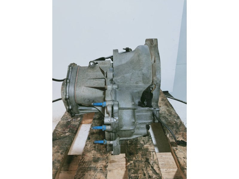 Recambio de caja cambios para ford fiesta berl./courier porto referencia OEM IAM 87WT FAC F0F 4K11 