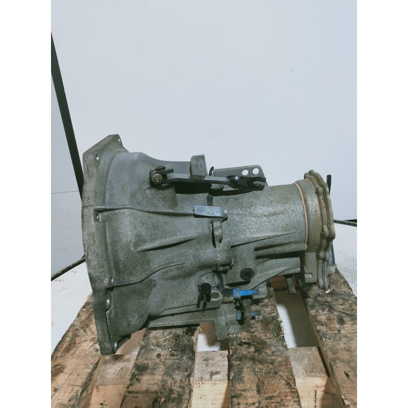 Recambio de caja cambios para ford fiesta berl./courier porto referencia OEM IAM 87WT FAC F0F 4K11 