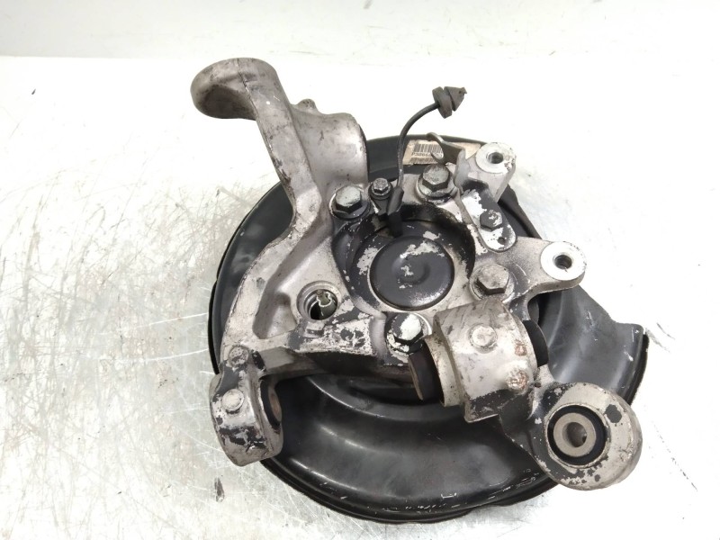 Recambio de mangueta trasera izquierda para volvo s60 berlina d5 referencia OEM IAM   