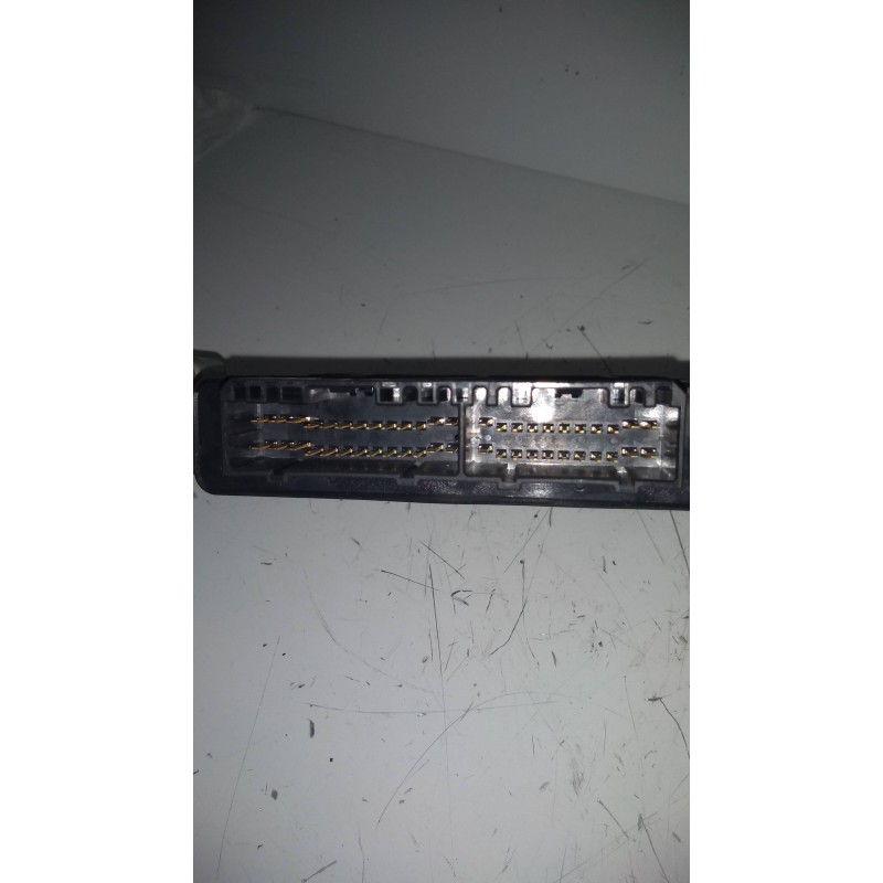 Recambio de centralita abs para mitsubishi montero (v60/v70) 3.2 di-d gls hunter (5-ptas.) referencia OEM IAM MR400420 X2T34172M Recambio de centralita abs para mitsubishi montero (v60/v70) 3.2 di-d gls hunter (5-ptas.) referencia OEM IAM MR400420 X2T34172M