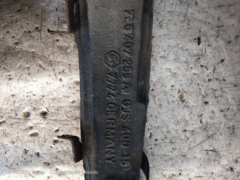 Recambio de mangueta delantera derecha para volkswagen touareg (7l6) tdi r5 referencia OEM IAM 7L6407258A GJS40015 