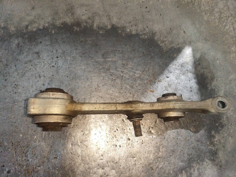 Recambio de brazo suspension superior delantero izquierdo para mercedes clase cls (w219) 320 cdi (219.322) referencia OEM IAM 21