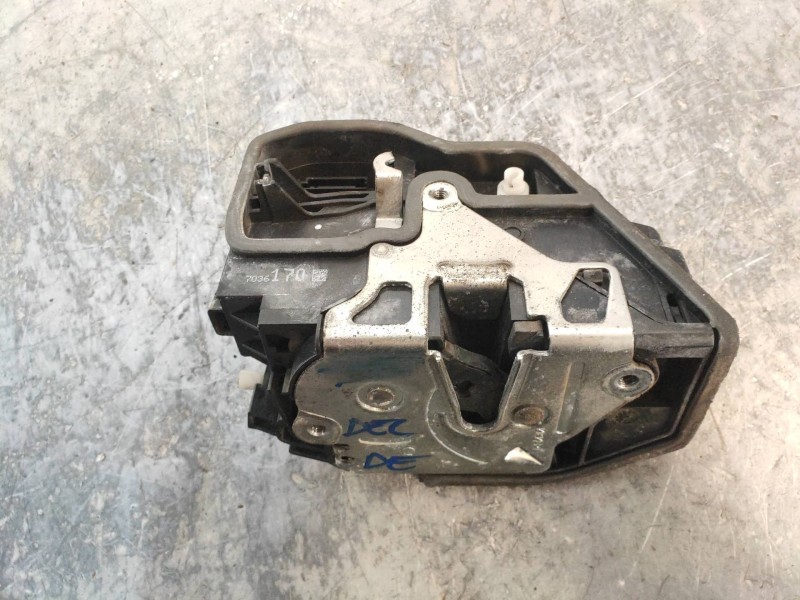 Recambio de motor cierre centralizado delantero derecho para bmw serie 7 (e65/e66) 735i referencia OEM IAM 7036170  