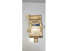 Recambio de caja reles / fusibles para toyota land cruiser (j9) td vx (3-ptas.) (kzj90) referencia OEM IAM 8273060060  