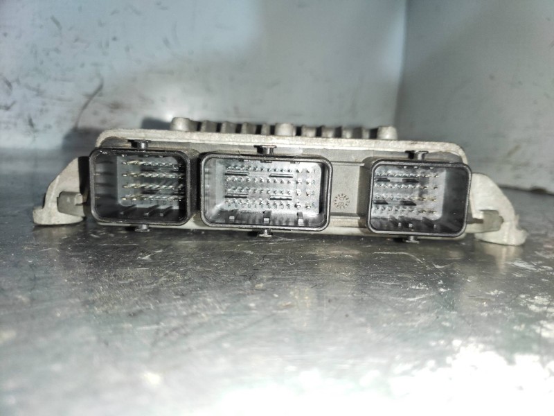 Recambio de centralita motor uce para citroen c2 furio referencia OEM IAM 5WS40572BT 9663483180 9653451880 SID806