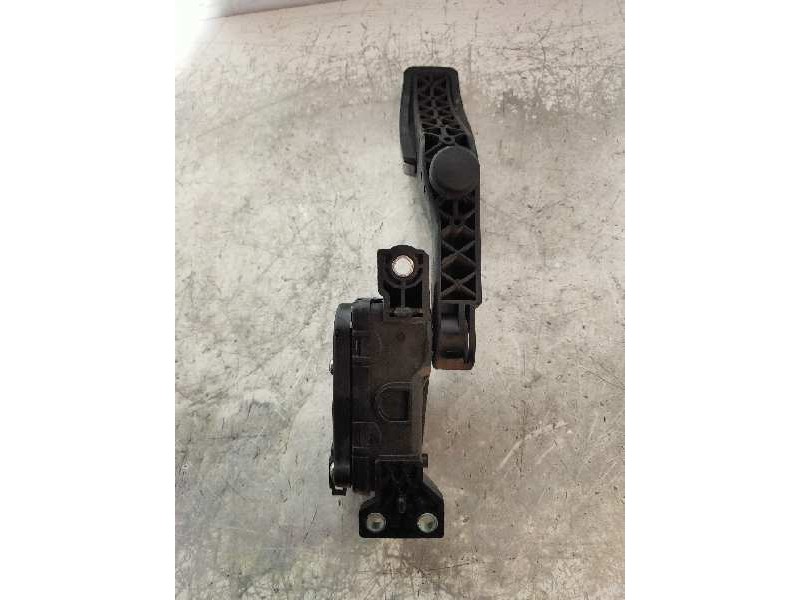 Recambio de potenciometro pedal para volkswagen touareg (7la) tdi v10 referencia OEM IAM 7L6723507 6PV00777024 HELLA