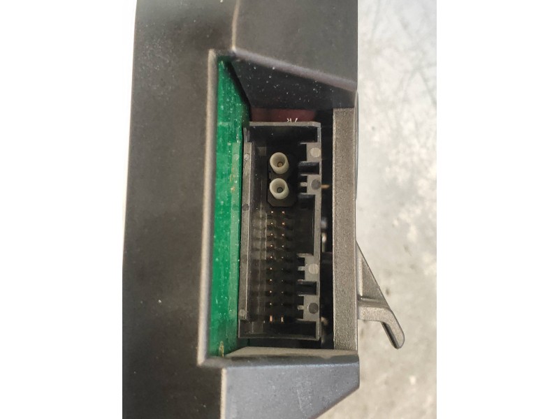 Recambio de cuadro instrumentos para bmw serie 7 (e65/e66) 735i referencia OEM IAM 62116933458 110080103065 110080103