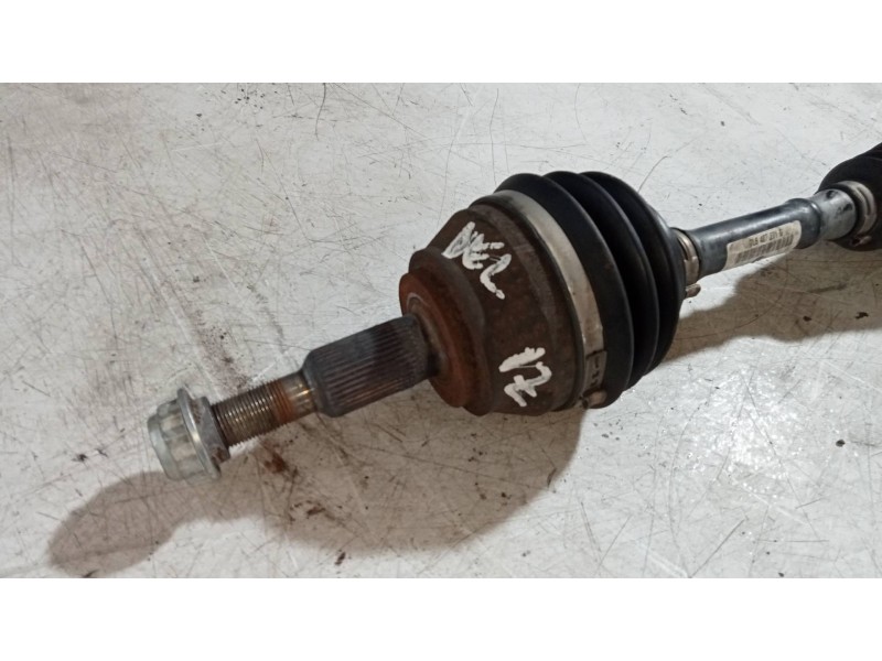 Recambio de transmision delantera izquierda para volkswagen touareg (7l6) tdi r5 referencia OEM IAM 7L6407271G  
