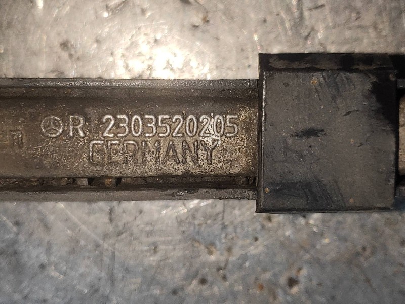 Recambio de brazo suspension superior trasero izquierdo para mercedes clase cls (w219) 320 cdi (219.322) referencia OEM IAM 2303