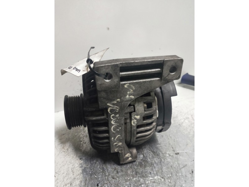 Recambio de alternador para volvo s80 berlina 2.4 t referencia OEM IAM 0124515019  