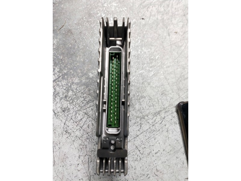 Recambio de centralita abs para ford sierra berlina clx referencia OEM IAM 85GG2C013AG 10092400404 352330