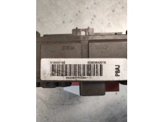 Recambio de caja reles / fusibles para renault laguna ii (bg0) 1.6 referencia OEM IAM 518832100 8200447435 PBAJ 2