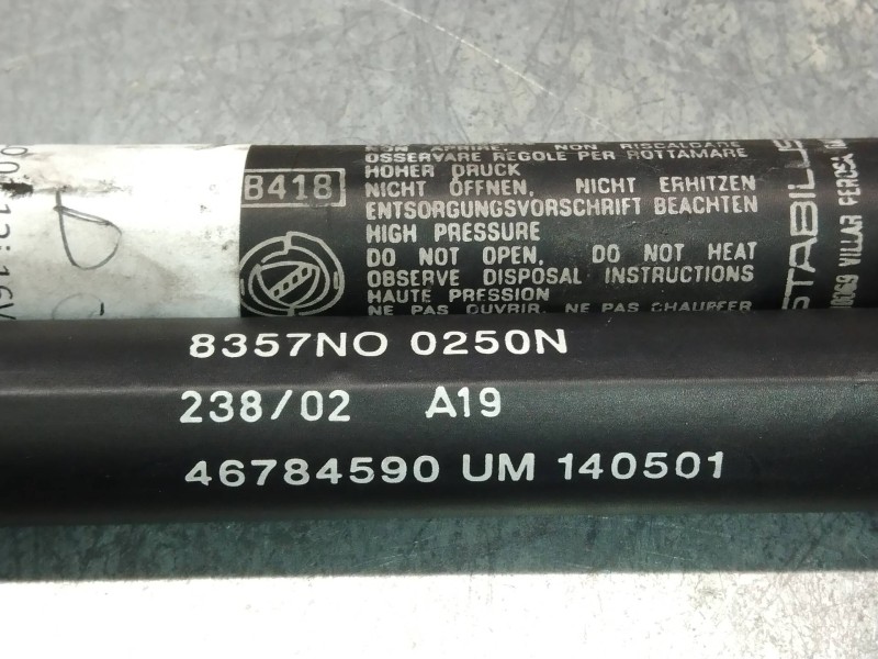 Recambio de amortiguadores capo para fiat stilo (192) 1.2 16v referencia OEM IAM 46784590  0250N