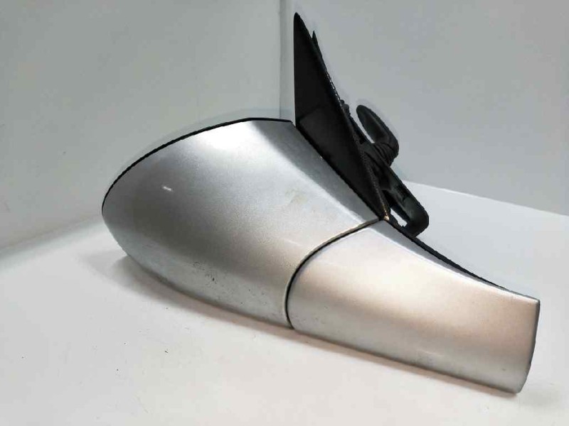 Recambio de retrovisor derecho para opel vectra b berlina 2.0 dti referencia OEM IAM   MANUAL