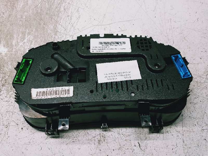 Recambio de cuadro instrumentos para volkswagen bora berlina (1j2) conceptline referencia OEM IAM 110008957 110008036 1J0920801E