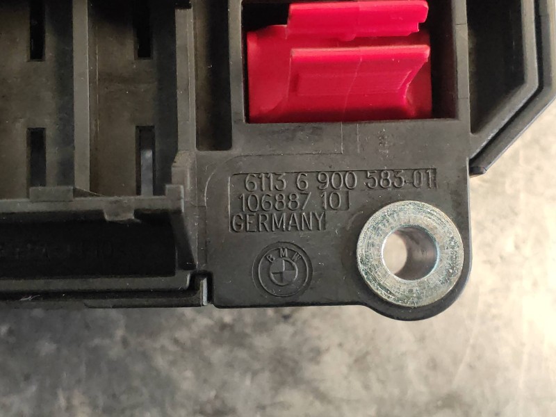 Recambio de caja reles / fusibles para bmw serie 7 (e65/e66) 735i referencia OEM IAM 6113690058301 10688710 