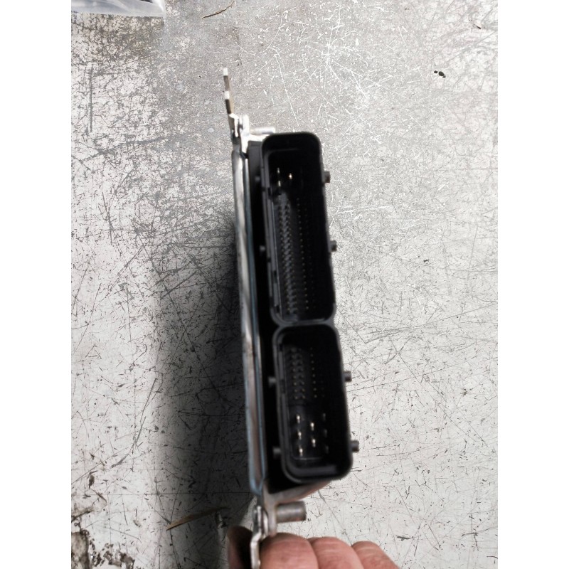 Recambio de centralita motor uce para kia sorento 2.5 crdi vgt ex1 referencia OEM IAM 0281011579 391004A810 