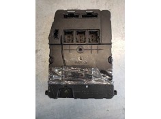 Recambio de caja reles / fusibles para renault clio i fase i+ii (b/c57) 1.2 alize referencia OEM IAM 8200525384  