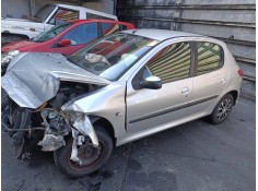 peugeot 206 berlina del año 2003