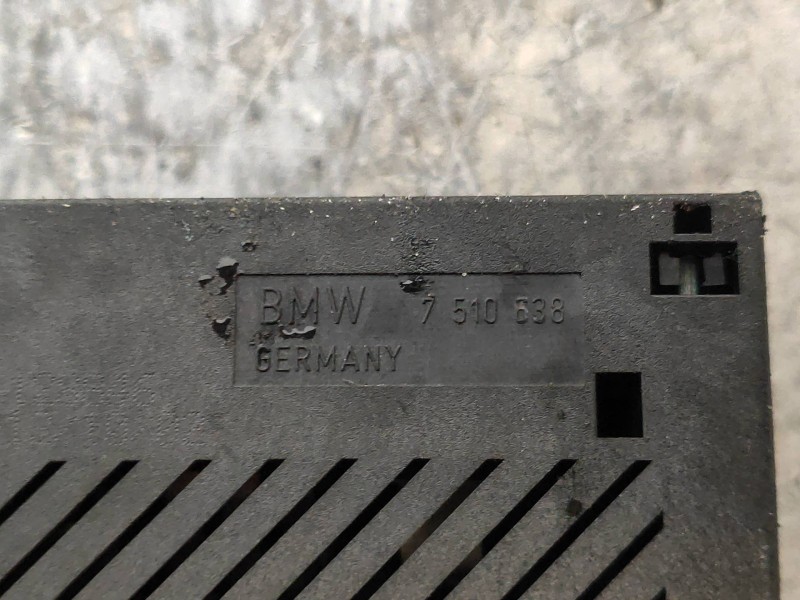 Recambio de caja reles / fusibles para bmw serie 7 (e65/e66) 735i referencia OEM IAM 7510638 13943701 