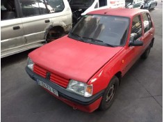 peugeot 205 berlina del año 1996