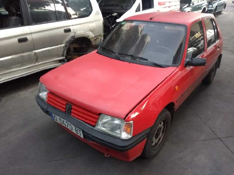 peugeot 205 berlina del año 1996