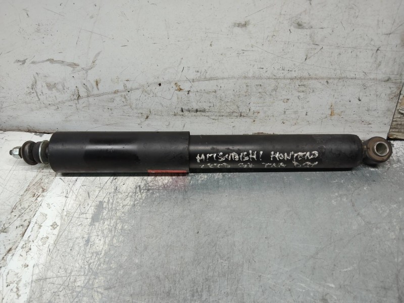 Recambio de amortiguador trasero derecho para mitsubishi montero (v20/v40) 2.8 turbodiesel referencia OEM IAM   