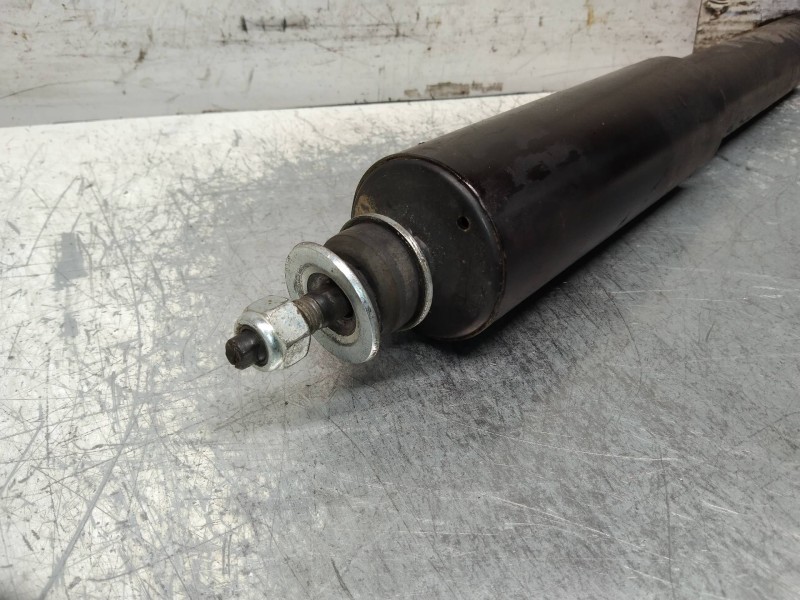 Recambio de amortiguador trasero derecho para mitsubishi montero (v20/v40) 2.8 turbodiesel referencia OEM IAM   