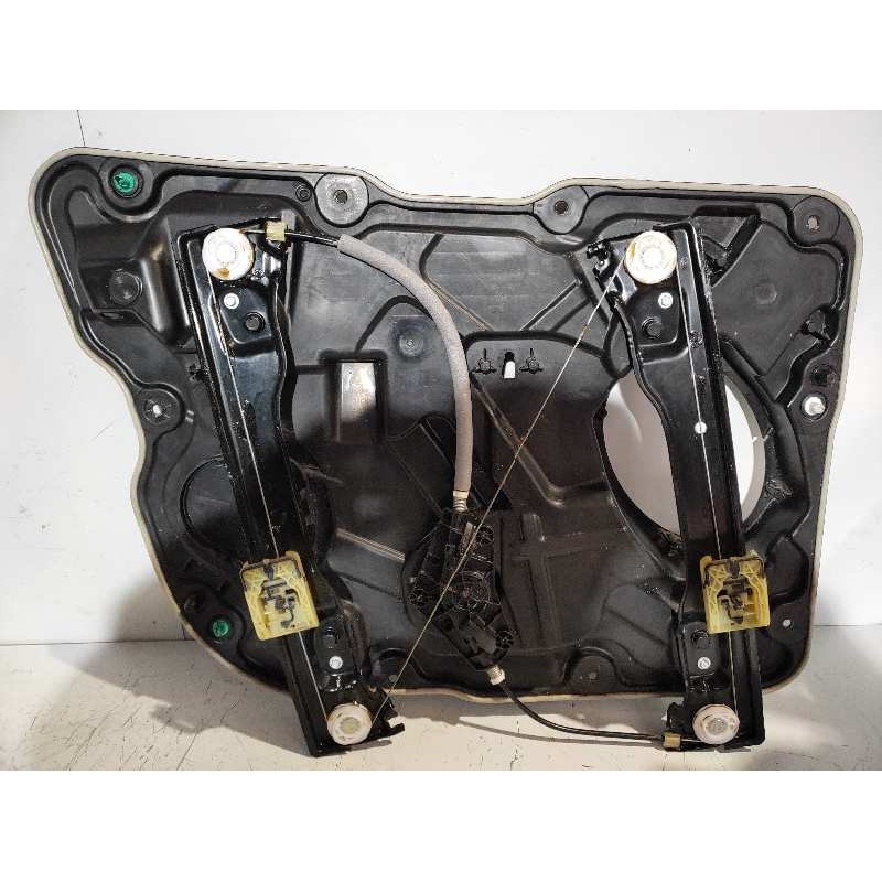 Recambio de elevalunas delantero derecho para jeep gr.cherokee (wk) 3.0 crd limited referencia OEM IAM P683116558AC 28415665 680