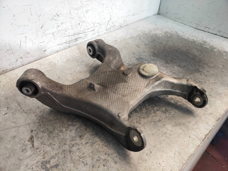 Recambio de brazo suspension inferior trasero izquierdo para bmw serie 7 (e65/e66) 735i referencia OEM IAM 33326753109  